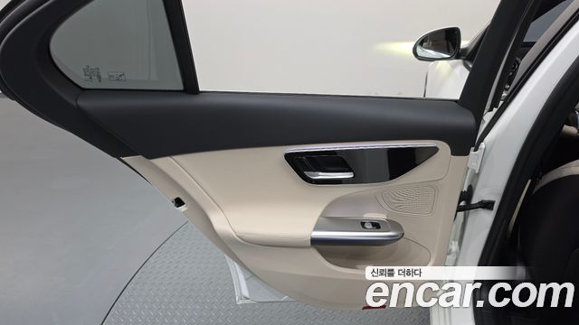 Mercedes-Benz C-Class (W206) C200 Avantgarde 2025 — фото 25