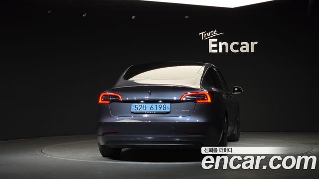 Tesla Model 3 Long Range AWD 2021 — фото 4
