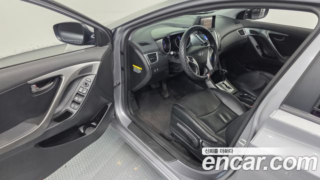 Hyundai Avante (MD) M16 GDI Luxury 2012 — фото 10
