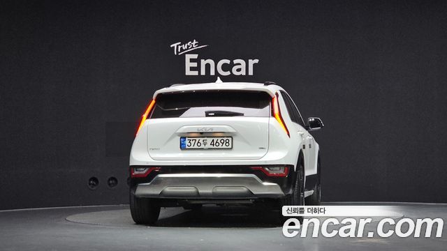 Kia Niro Signature 2024 — фото 4