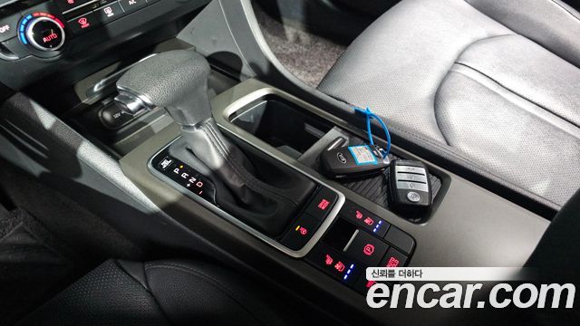 Kia K5 (II) 2.0 Prestige 2020 — фото 9