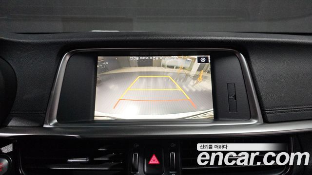 Kia K5 (II) 2.0 Prestige 2020 — фото 16