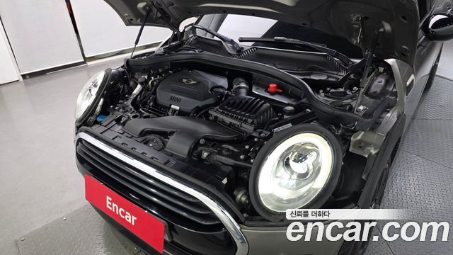 MINI Cooper D Clubman Standard 2nd 2017 — фото 6