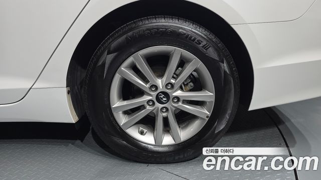 Hyundai Sonata (LF) LPI Premium 2017 — фото 21