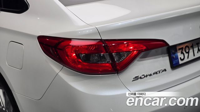 Hyundai Sonata (LF) LPI Premium 2017 — фото 23