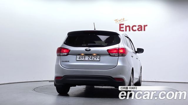 Kia Carens 2.0 LPi Luxury 2015 — фото 4