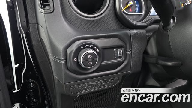 Jeep Wrangler (JL) 2.0 Rubicon Power Top 4Door 2024 — фото 18