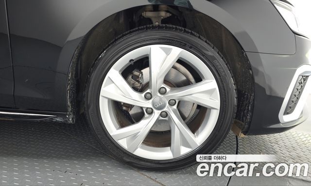 Audi A4 (B9) 40 TFSI Premium 2020 — фото 27