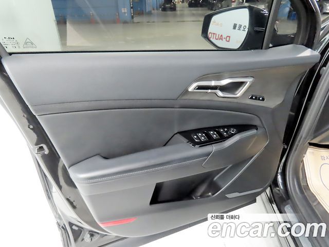 Kia Sportage Hybrid (V) HEV 1.6 4WD Signature X Line 2024 — фото 17