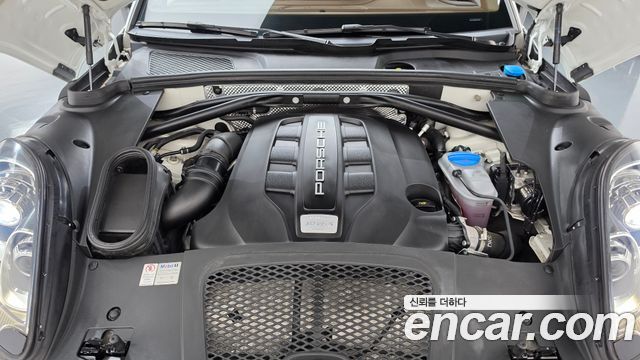 Porsche Macan 3.0 S Diesel 95B 2017 — фото 6
