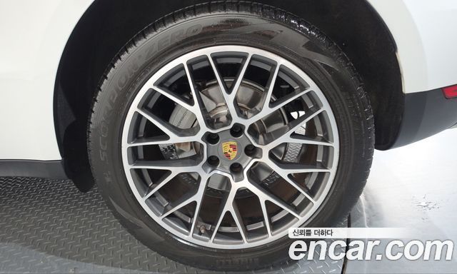 Porsche Macan 3.0 S Diesel 95B 2017 — фото 21