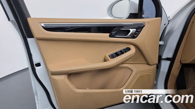 Porsche Macan 3.0 S Diesel 95B 2017 — фото 24