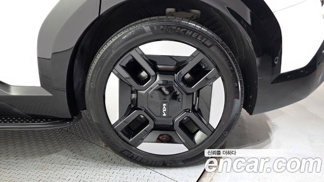 Kia EV9 Long Range 4WD Earth 2024 — фото 21