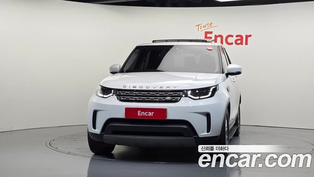 Land Rover Discovery 5 2.0 SD4 SE 2018 — фото 3
