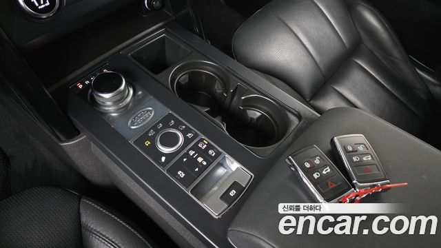 Land Rover Discovery 5 2.0 SD4 SE 2018 — фото 9