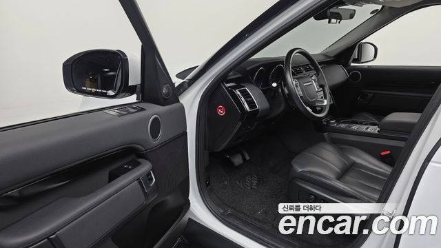 Land Rover Discovery 5 2.0 SD4 SE 2018 — фото 10