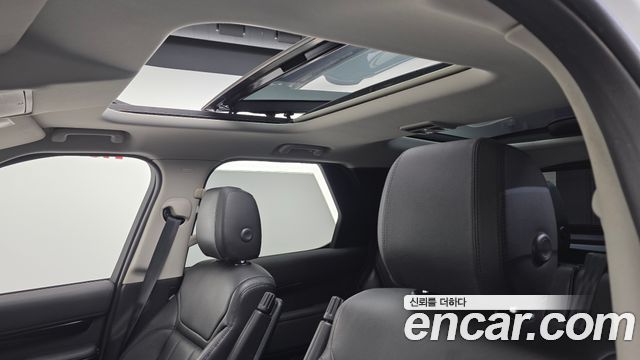 Land Rover Discovery 5 2.0 SD4 SE 2018 — фото 17
