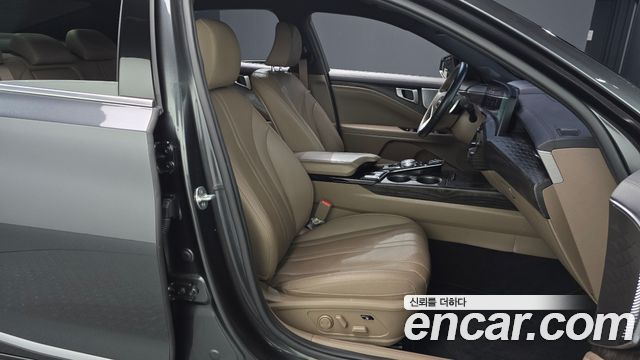 Kia K8 2.5 Gasoline 2WD Noblesse 2022 — фото 26