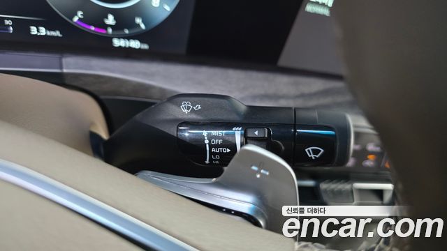 Kia K8 2.5 Gasoline 2WD Noblesse 2022 — фото 28