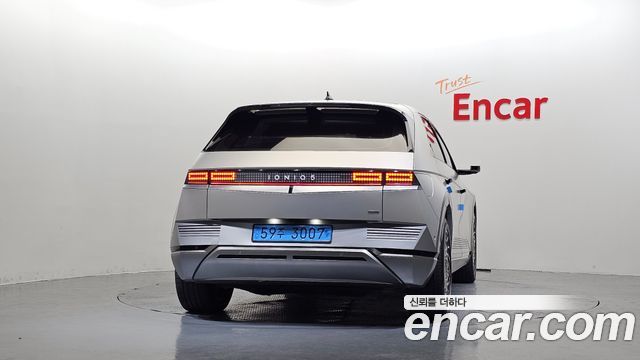 Hyundai Ioniq 5 Long Range AWD Prestige 2023 — фото 4