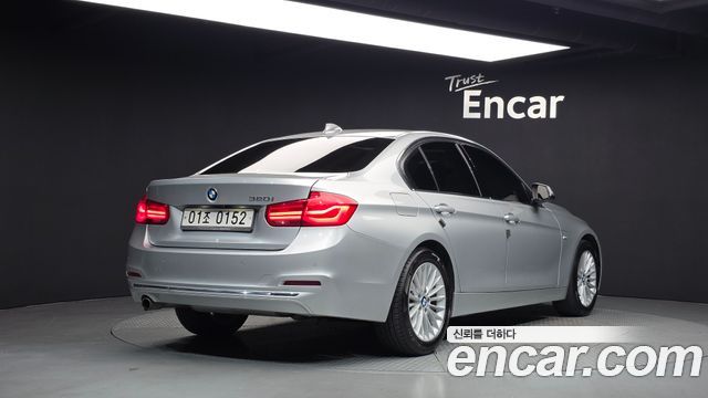 BMW 3 Series (F30) 320i Luxury 2016 — фото 3