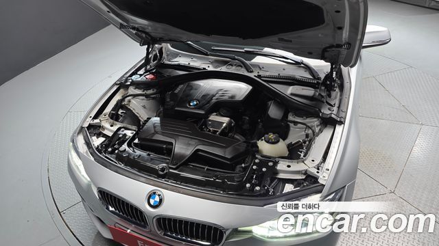 BMW 3 Series (F30) 320i Luxury 2016 — фото 7