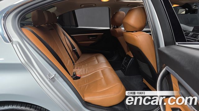 BMW 3 Series (F30) 320i Luxury 2016 — фото 16