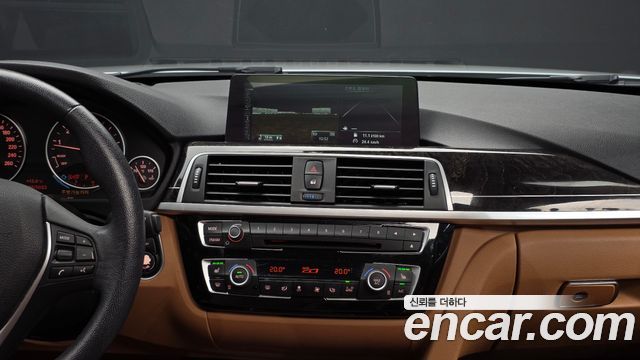 BMW 3 Series (F30) 320i Luxury 2016 — фото 18