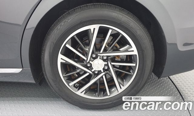 Hyundai Grandeur (IG) 3.0 LPi Rent Car Modern 2020 — фото 21
