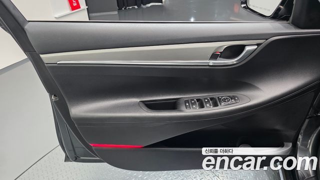 Hyundai Grandeur (IG) 3.0 LPi Rent Car Modern 2020 — фото 24