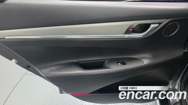 Hyundai Grandeur (IG) 3.0 LPi Rent Car Modern 2020 — фото 25