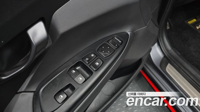 Hyundai Veloster (JS) 2.0 N 2019 — фото 19