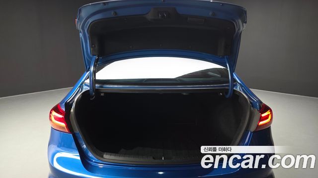 Hyundai Avante (AD) 1.6 Turbo Sport Extreme Selection 2018 — фото 20