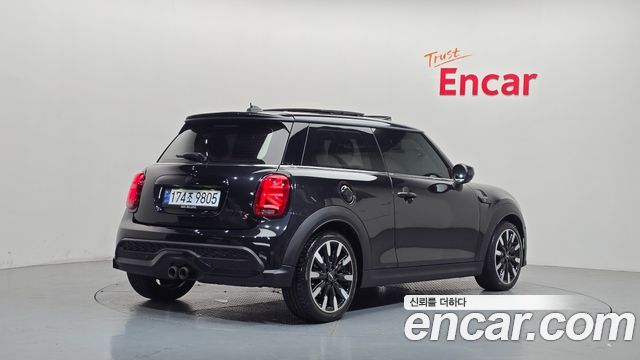 MINI Cooper S Classic Third Generation 2023 — фото 2