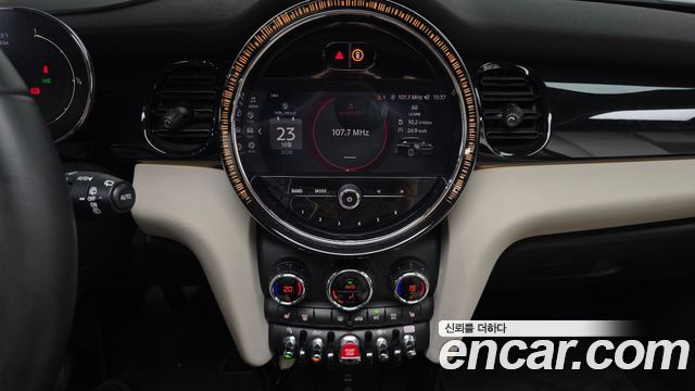 MINI Cooper S Classic Third Generation 2023 — фото 12