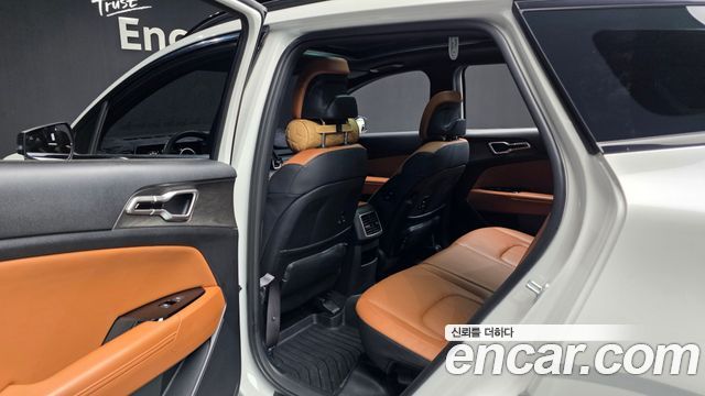 Kia Sportage (V) Diesel 2.0 2WD Signature Gravity 2022 — фото 26