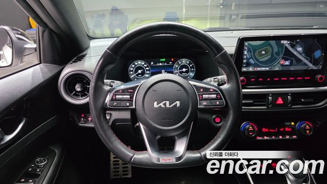 Kia K3 (II) 1.6 Turbo GT 5Door Signature 2022 — фото 13