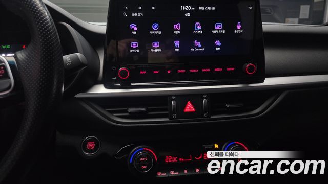 Kia K3 (II) 1.6 Turbo GT 5Door Signature 2022 — фото 14