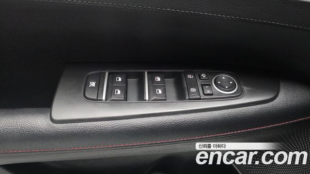 Kia K3 (II) 1.6 Turbo GT 5Door Signature 2022 — фото 19