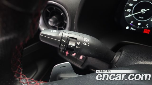 Kia K3 (II) 1.6 Turbo GT 5Door Signature 2022 — фото 20