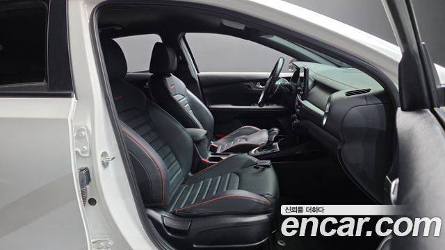 Kia K3 (II) 1.6 Turbo GT 5Door Signature 2022 — фото 26