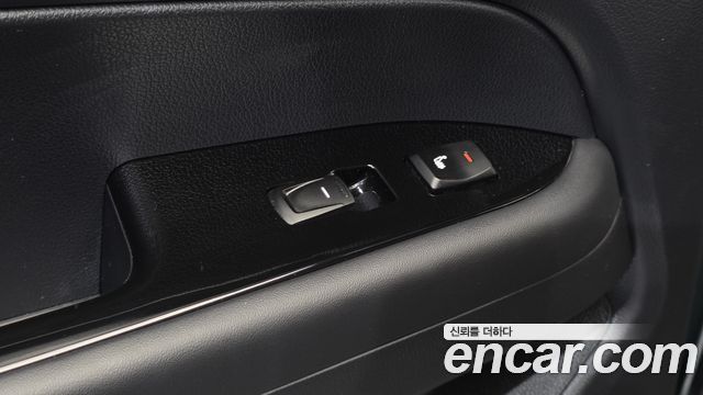 KG Mobility (SsangYong) Rexton Sports Khan Diesel 2.2 4WD Culman Prestige 2024 — фото 19