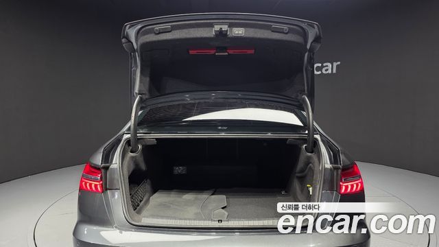 Audi A6 (C8) 45 TFSI Premium 2021 — фото 19