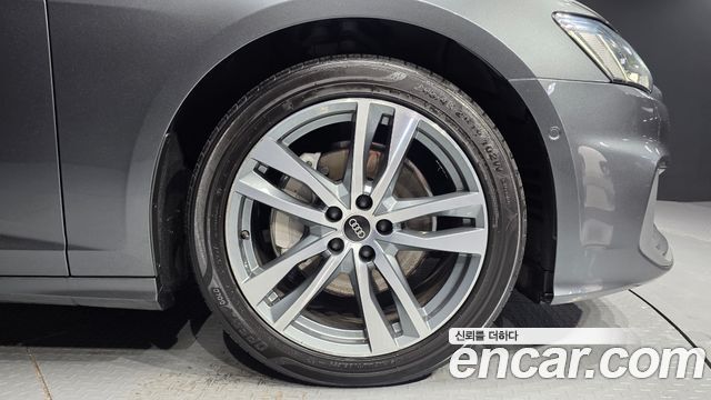 Audi A6 (C8) 45 TFSI Premium 2021 — фото 21