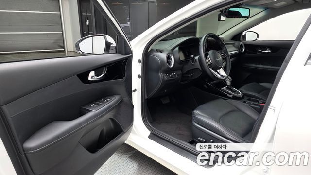 Kia K3 (II) 1.6 Noblesse 2022 — фото 10