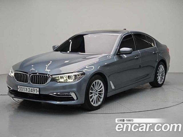 BMW 5 Series (G30) 520i Luxury