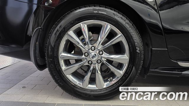 Kia Carnival 9-Seater Noblesse Special 2020 — фото 5