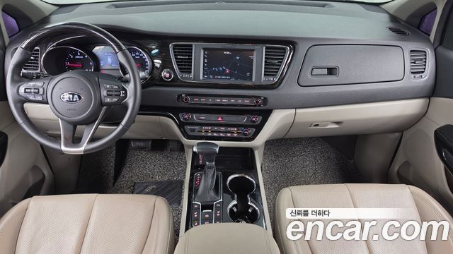 Kia Carnival 9-Seater Noblesse Special 2020 — фото 7