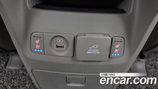 Kia Carnival 9-Seater Noblesse Special 2020 — фото 19
