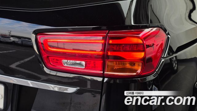 Kia Carnival 9-Seater Noblesse Special 2020 — фото 23